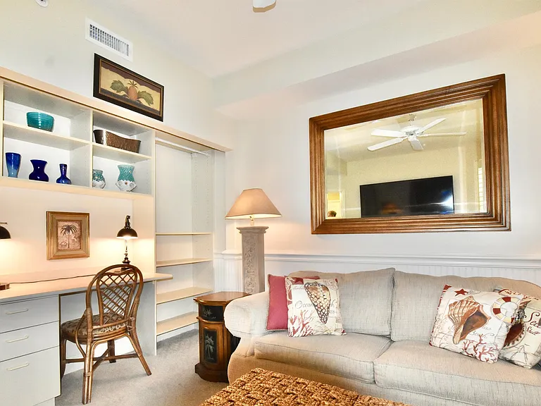 430 Cove Tower Dr #1-302-1 — Photo 9