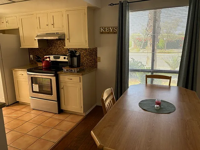 5205 E Waverly Dr #91 — Photo 6
