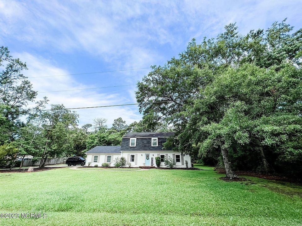 1st image of 102 Lockwood Drive