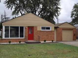 7957 S Kilpatrick Ave, Chicago, IL 60652