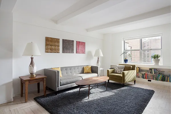 Sold by Stribling | media 14