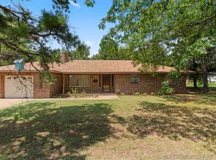 609 W Maple St, Drumright, OK 74030
