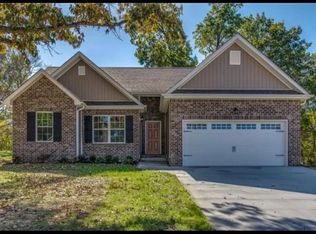 1482 Trainer Rd, Clarksville, TN 37042