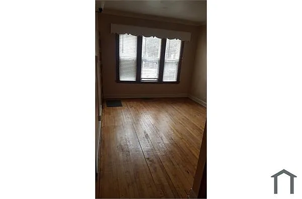 Building Photo - 8321 S Brandon Ave #1