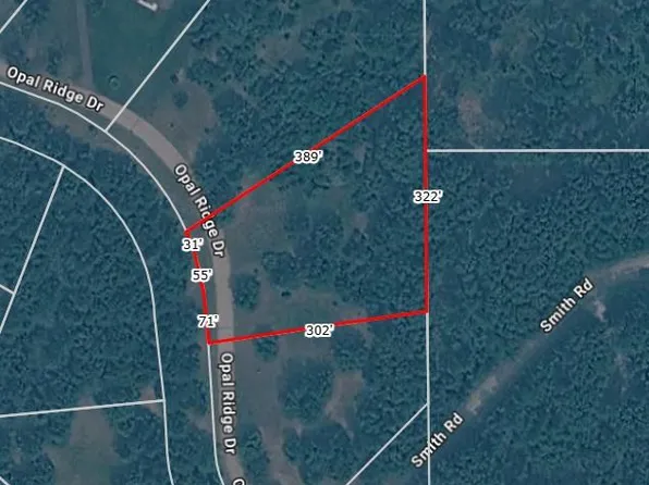 49 Opal Ridge Dr, Onekama, MI 49675