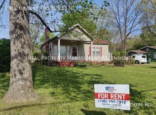 909 N Moore Rd, Chattanooga, TN 37411