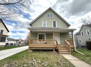 417 W Commercial St, Appleton, WI 54911