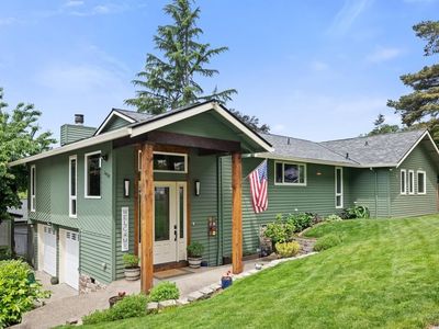 1450 Killarney Dr, West Linn, OR, 97068