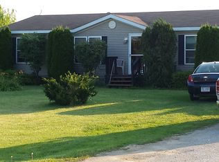 8029 Emmett Rd, Yale, MI 48097