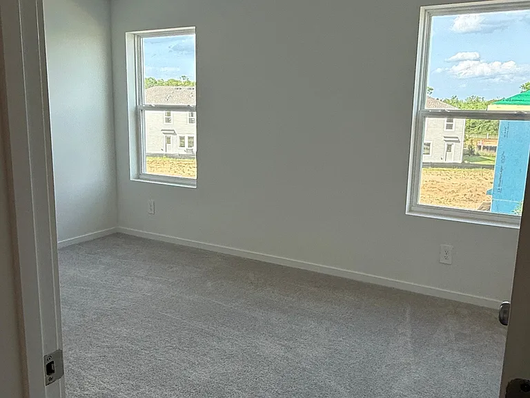 837 Lynx St — Photo 14