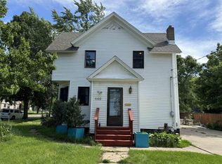 1102 Highland Ave, Beloit, WI 53511