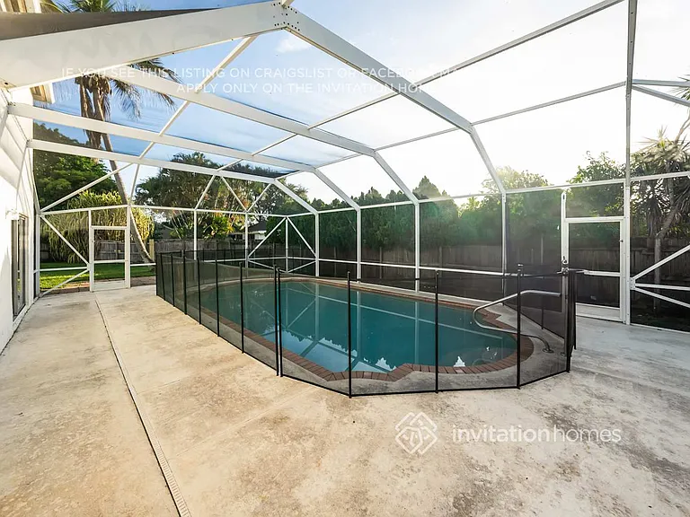9897 Moss Pond Dr — Photo 16