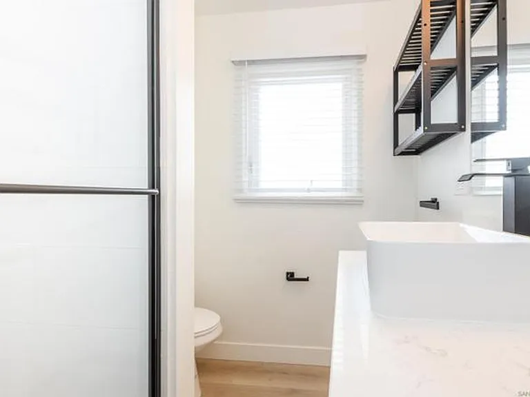 2519 Columbia Street — Photo 23
