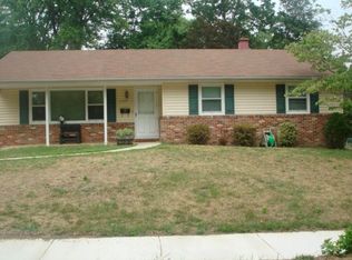 353 Fleagle Rd, Glen Burnie, MD 21061