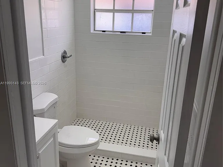 2194 SW 57th Ct — Photo 10