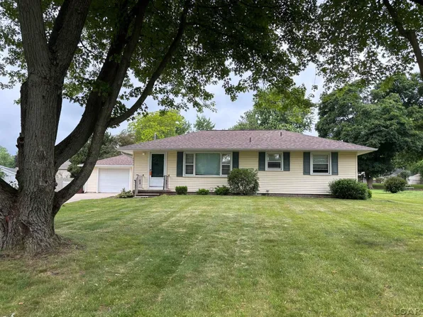 2894 Park Dr, Adrian, MI 49221