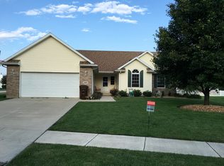 680 Willow Rd, Manteno, IL 60950