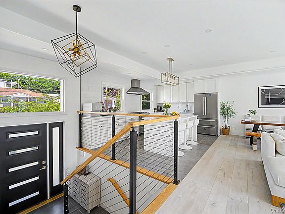 2nd image of 20 Russell Park Road