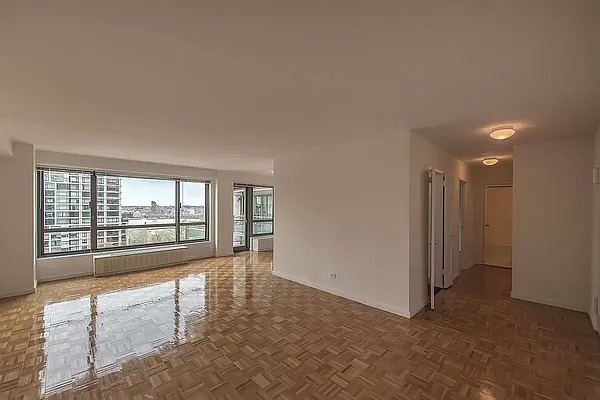 Rented by Solow Realty | media 4