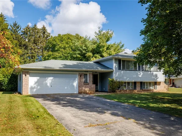 639 Sharon Dr, Rochester, NY 14626