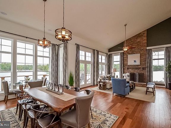 2nd image of 6565 Brooks Pl