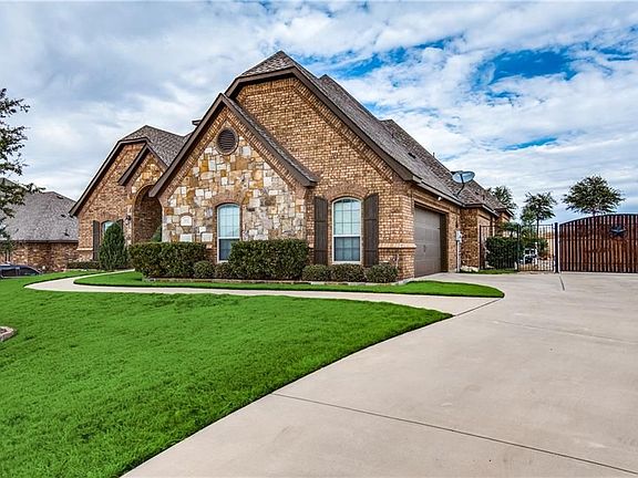 3rd image of 11012 Owl Creek Dr