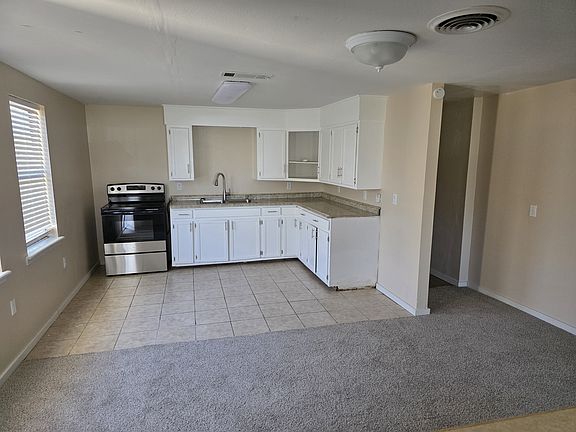 2nd image of 404 E Bland St