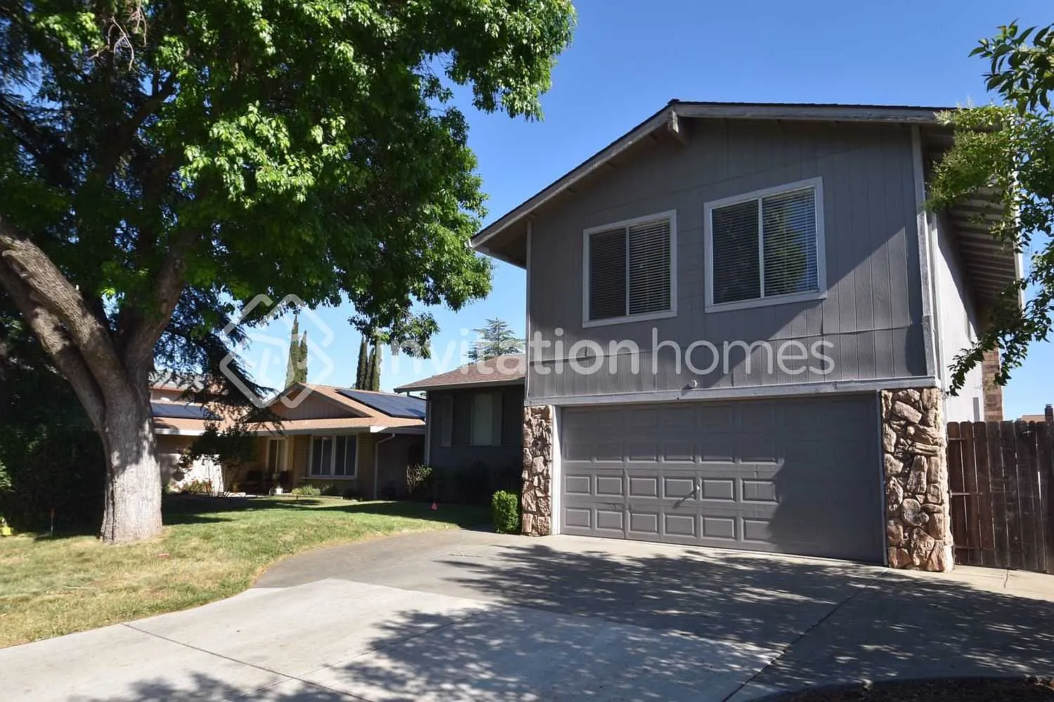9209 Sungold Way Sacramento, CA 95826 — Photo 1