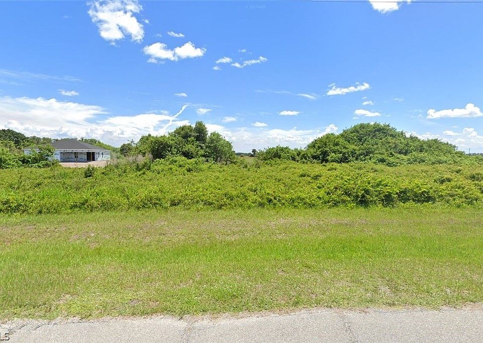 1st image of 3050 Adcock Dr