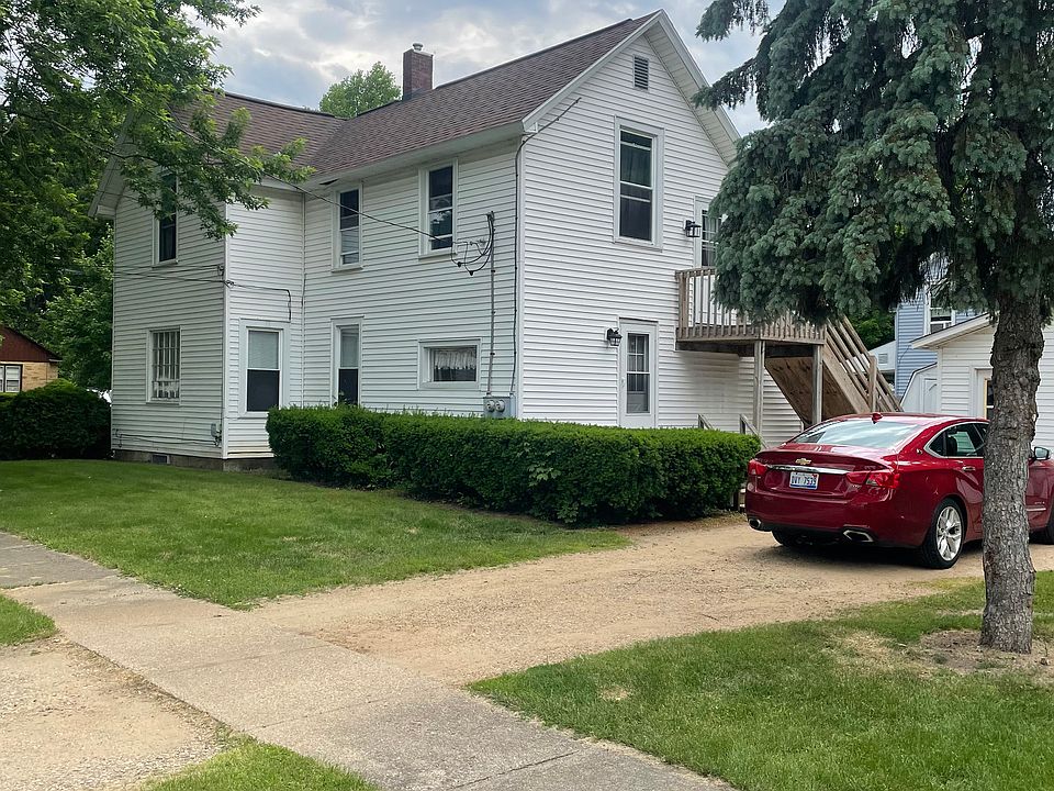 1st image of 251 1/2 E Orleans St