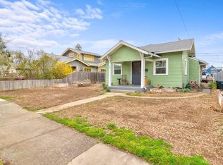 524 W 4th St, Medford, OR