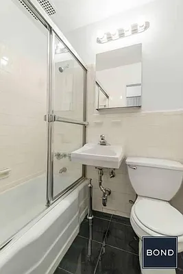 Rented by Bond New York | media 12