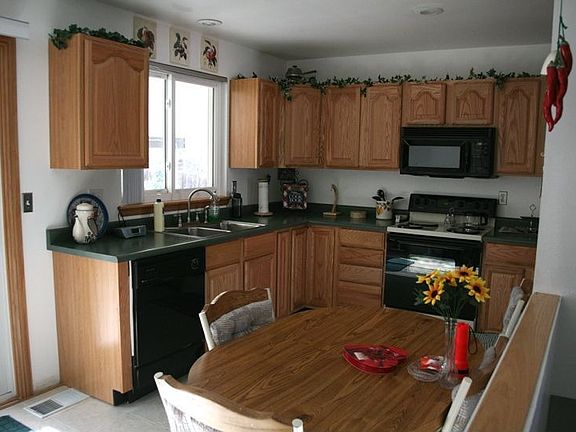 Beautifully Updated Kitchen