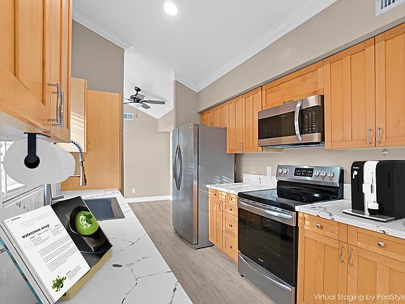 3rd image of 26701 Quail Crk APT 268