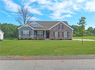 142 Planters Ln, Coats, NC 27521