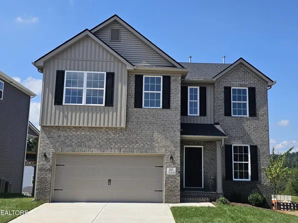 205 Clover Meadow Ln, Maryville, TN 37801