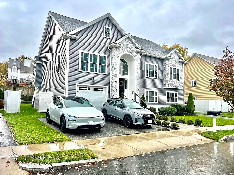 259 Oakwood Ave