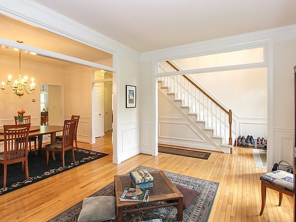 2nd image of 10 Martins Ln