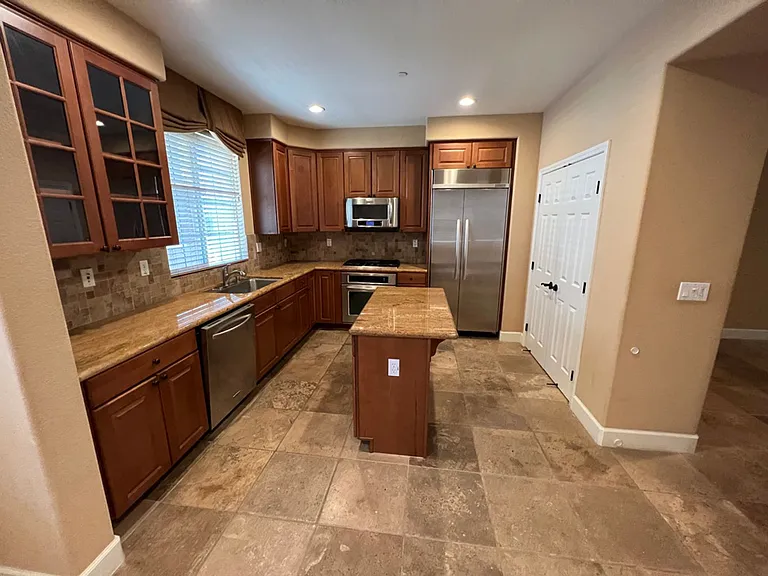 486 Virginia Pine Ter — Photo 4
