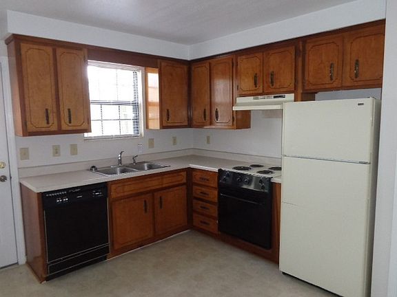 2nd image of 351 Peabody Dr