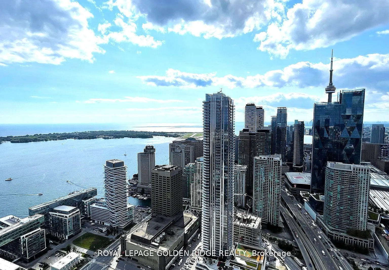 3 bed, $4,600 — Photo 1