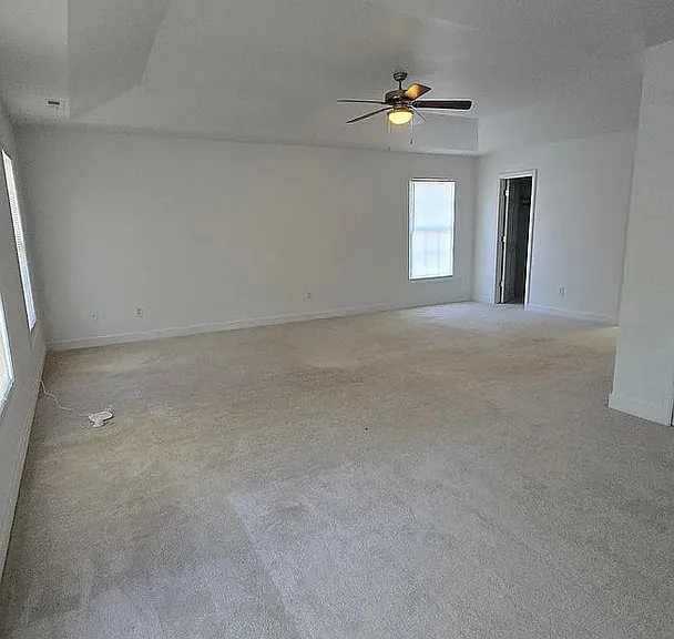 5591 Scotsview Dr — Photo 10