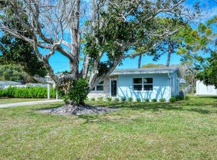 1360 Leawood Rd, Englewood, FL 34223