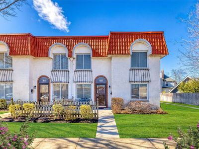 102 Alhambra Dr #102, Oceanside, NY, 11572