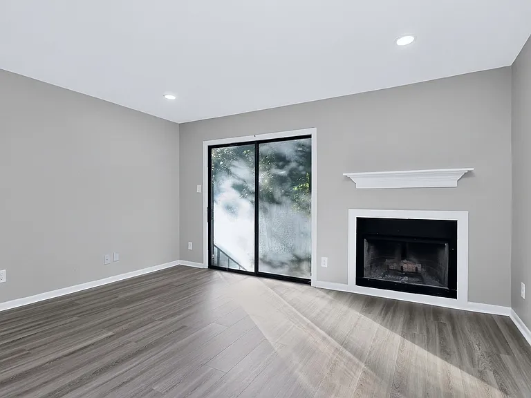 2901 Heathstead Pl #G — Photo 5