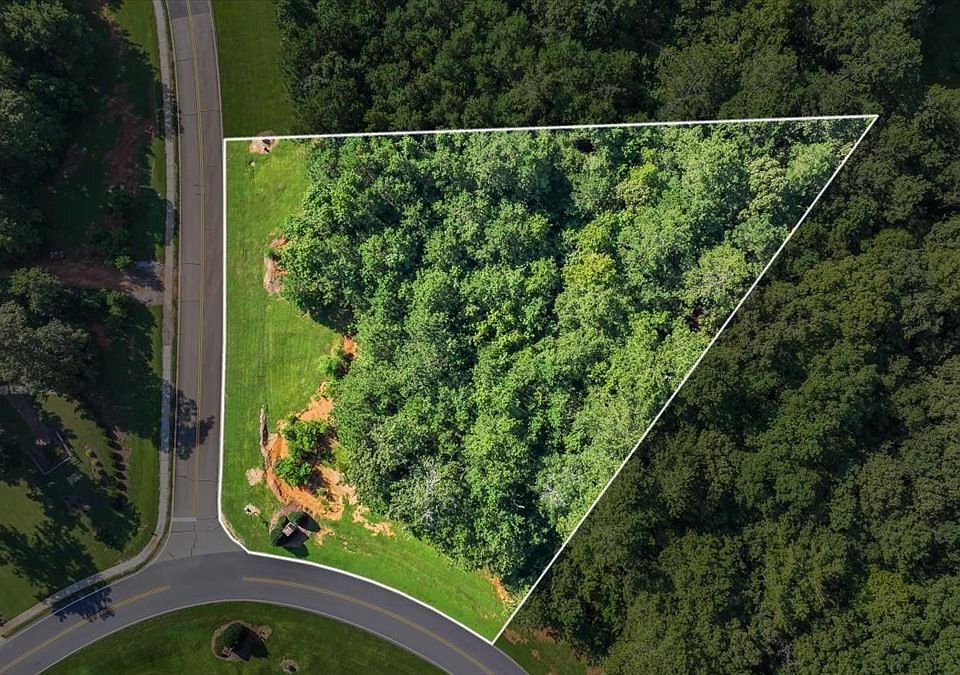 1st image of 701 River Walk