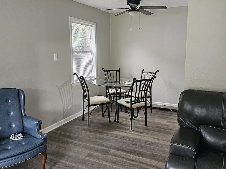 3181 Winslow Rd — Photo 5