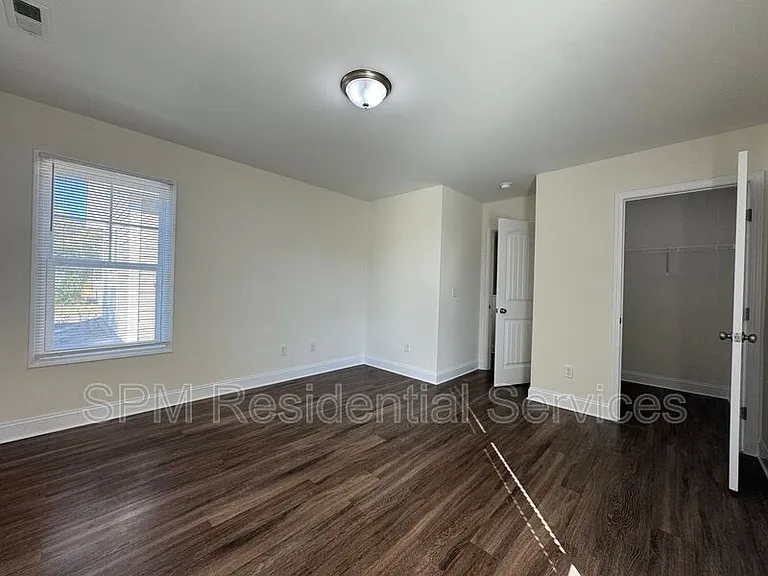 1324 S 8th St — Photo 13