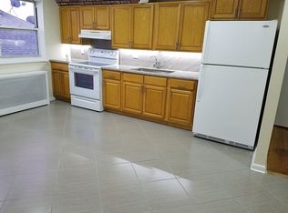 2067 48th St, Astoria, NY 11105