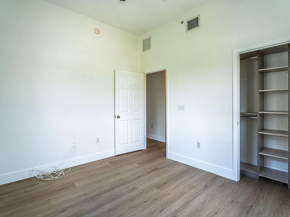 1st image of 2801 Riverside Drive #301-s